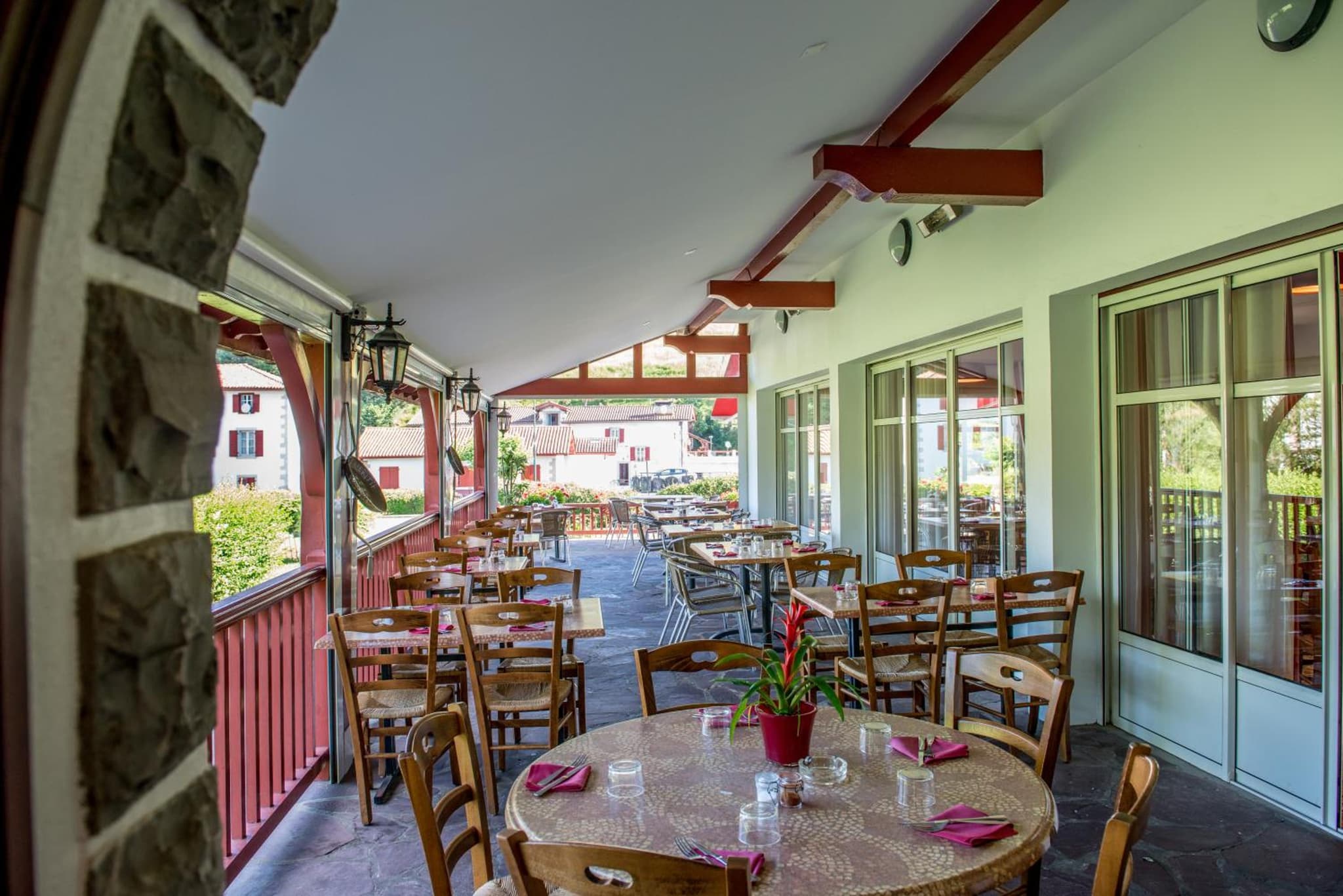 Logis Hotel Ur-Hegian photo 2