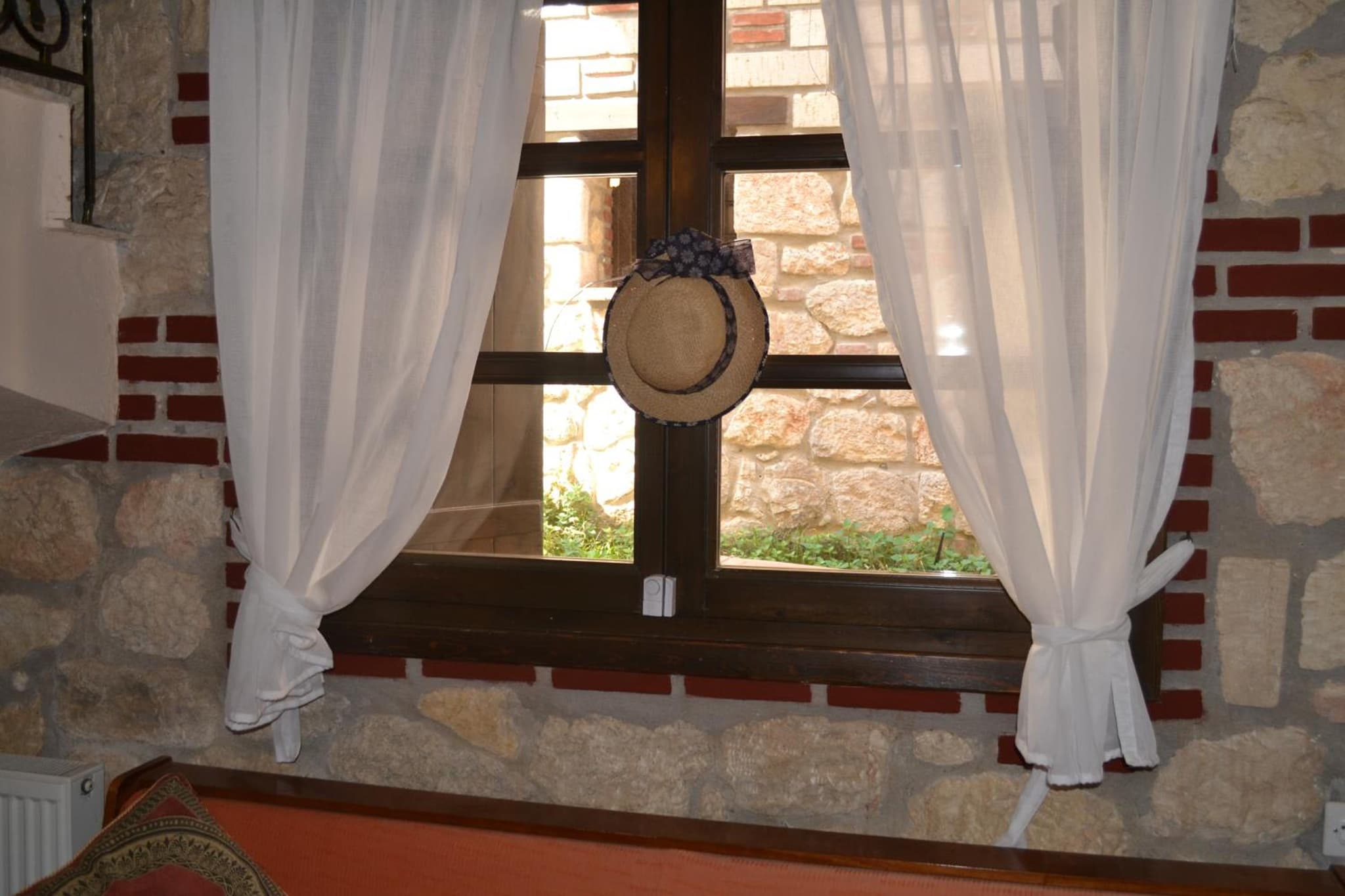 Artemis Stone House photo 8
