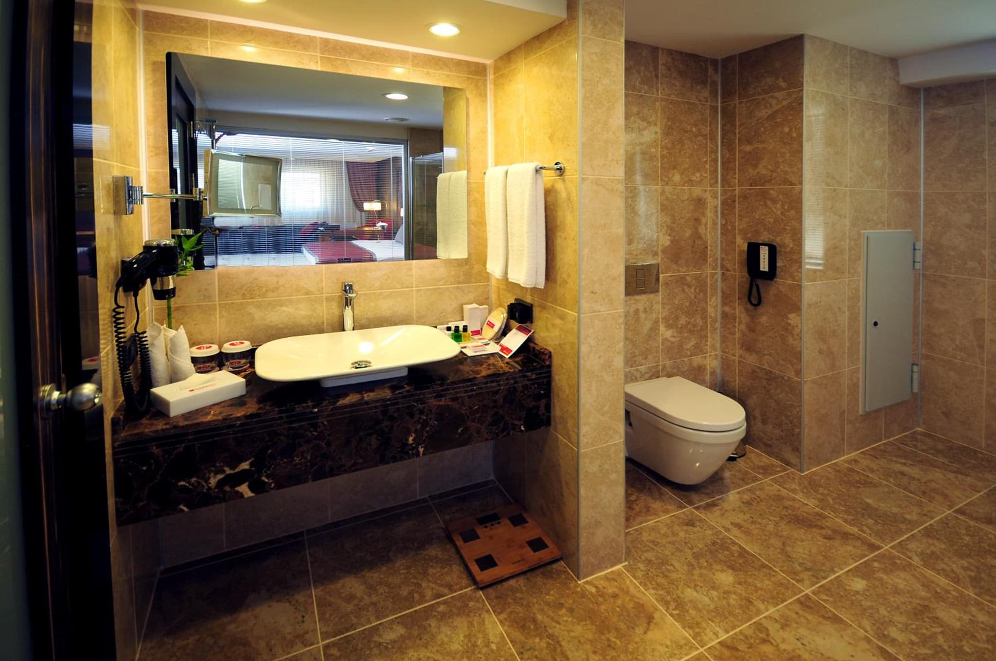 Ramada Plaza By Wyndham Izmit photo 2