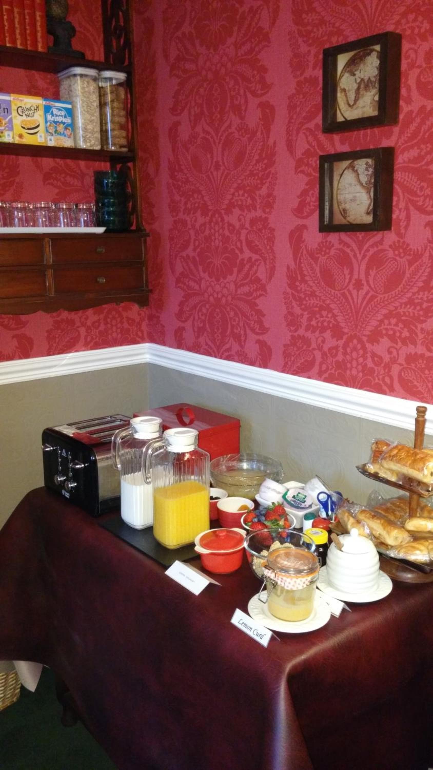 Warwick Lodge photo 2