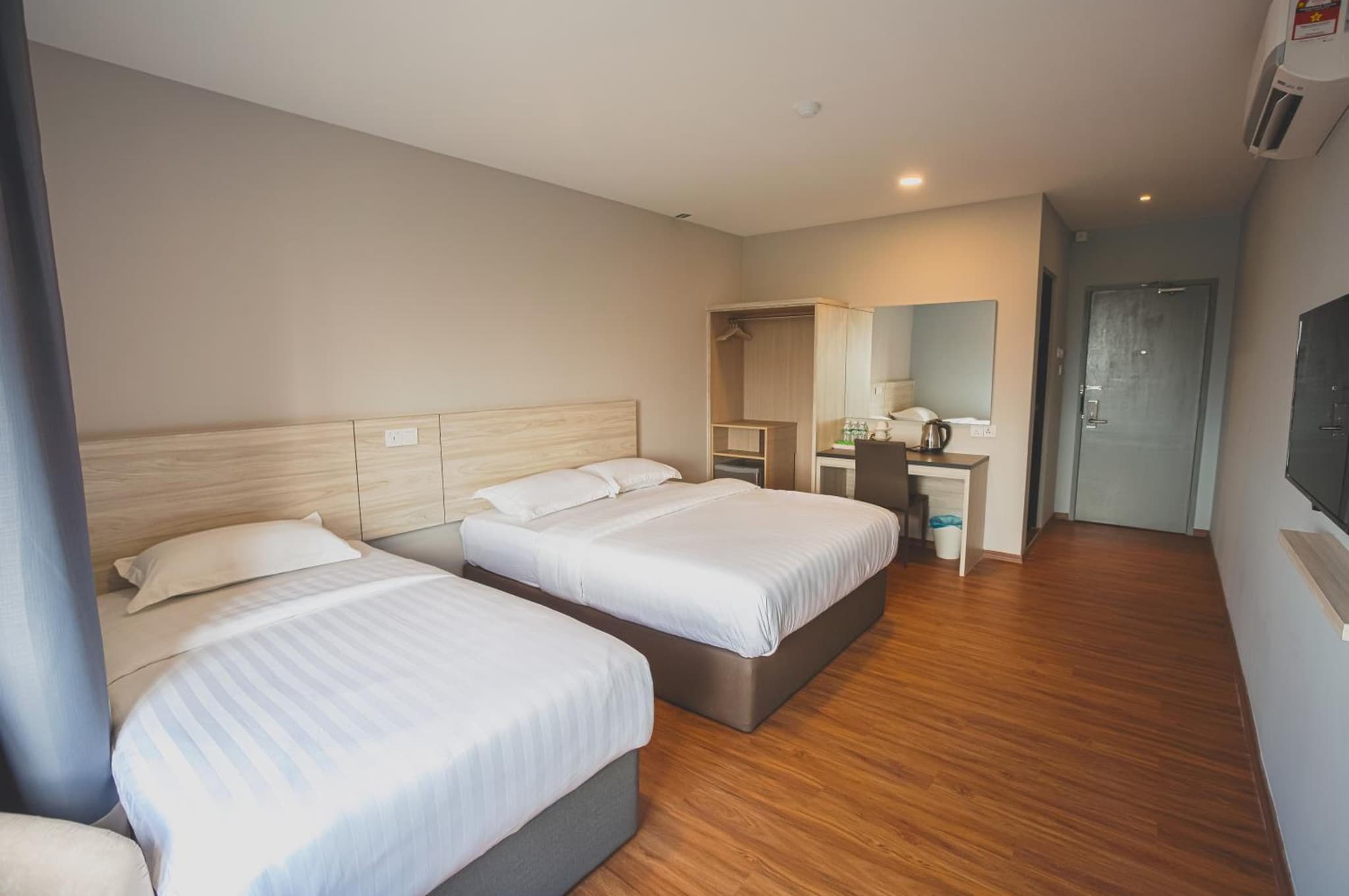 V3 Hotel & Residence Seri Alam photo 9
