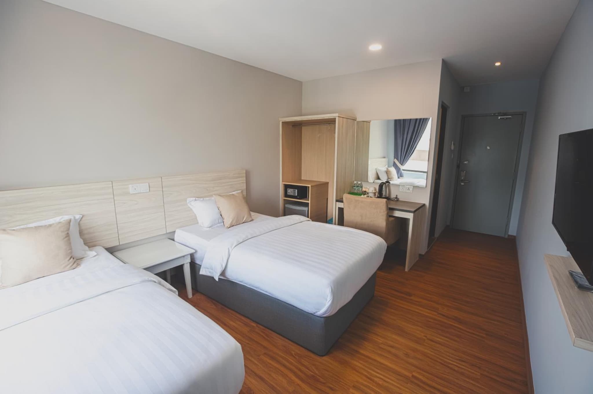 V3 Hotel & Residence Seri Alam photo 3