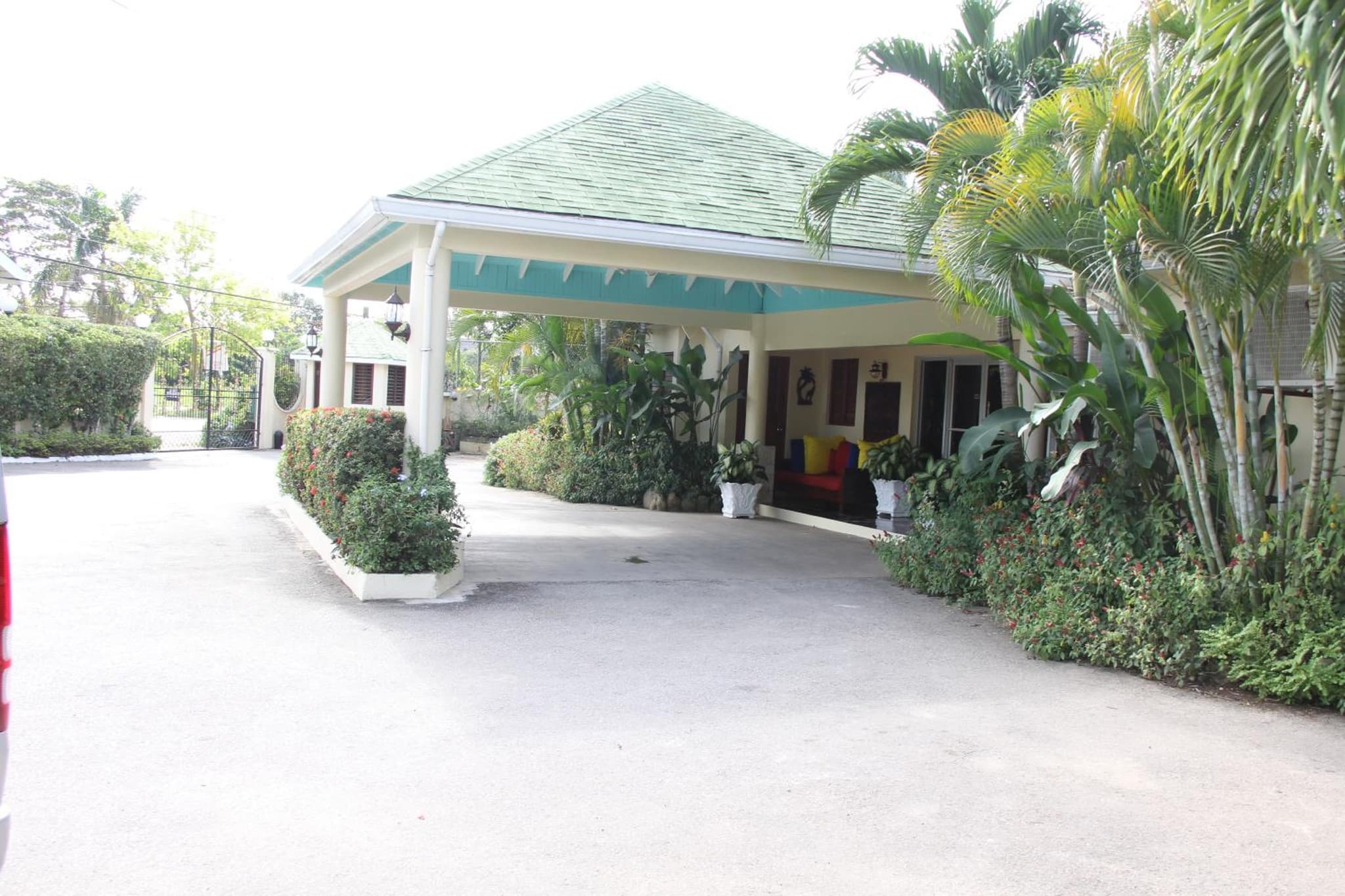 Negril Palms photo 9