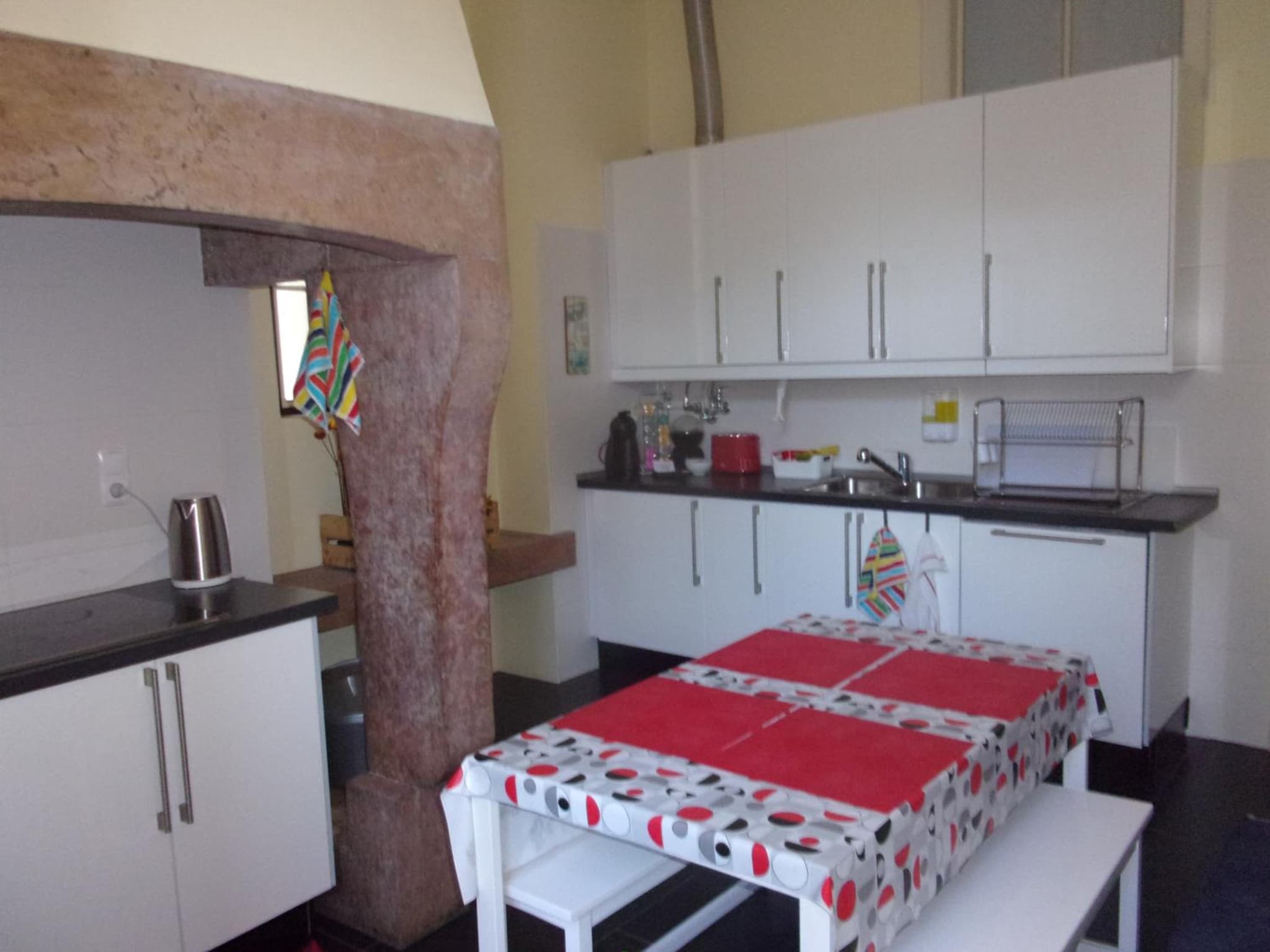 Hostel 402 photo 4
