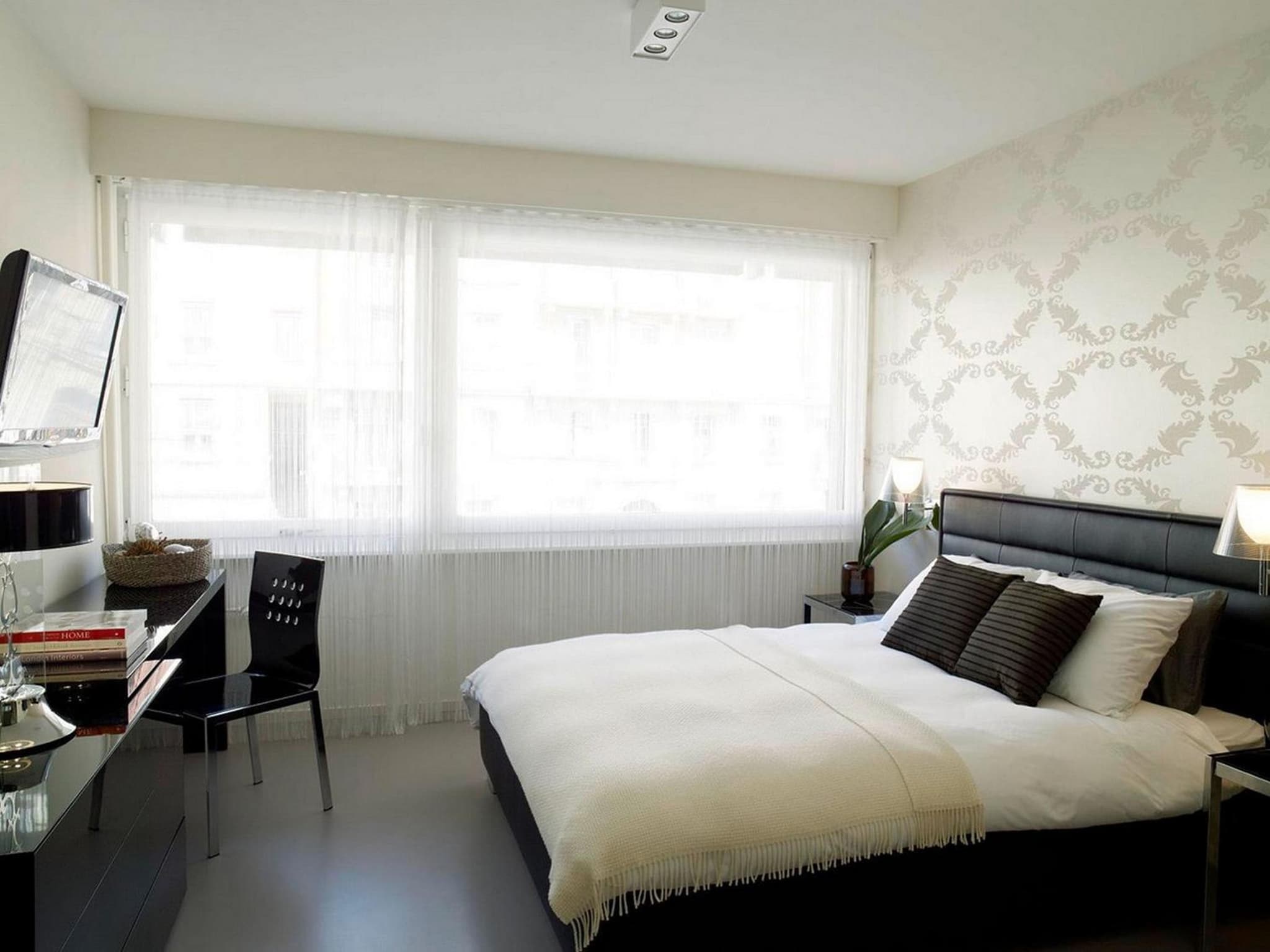 VISIONAPARTMENTS Rue Caroline - self check-in photo 5