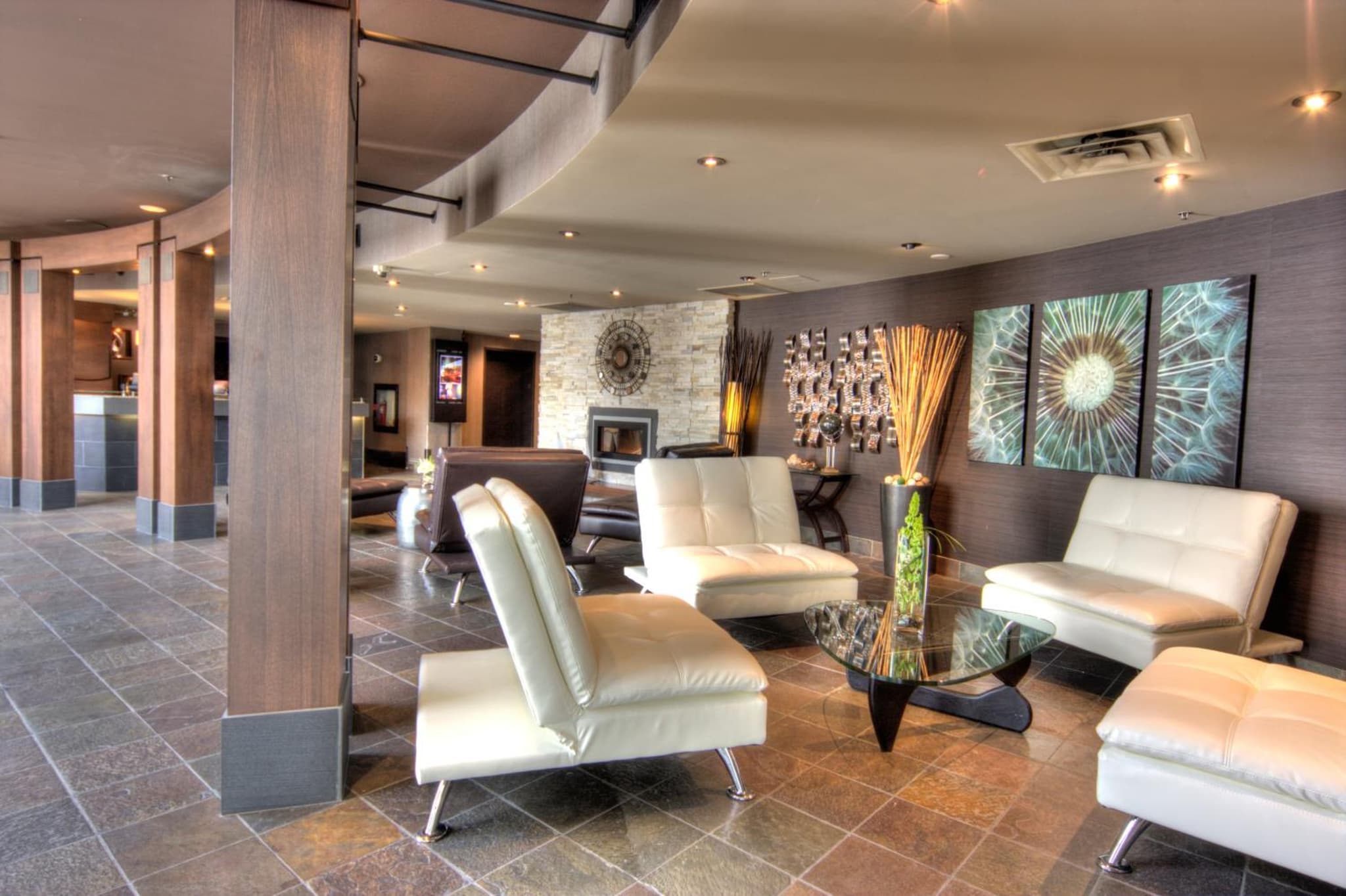 Coast Lonsdale Quay Hotel photo 4