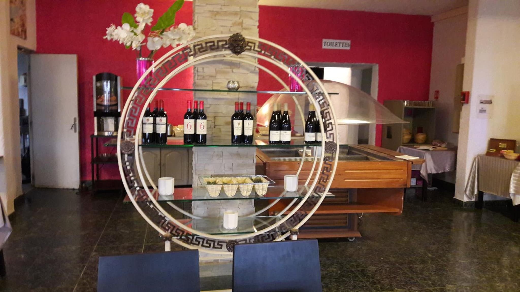 restaurant