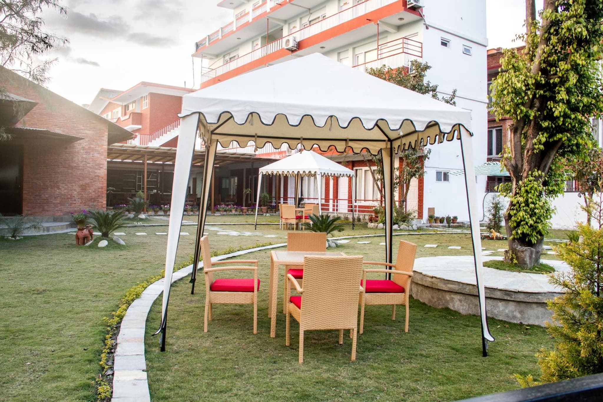 Sampada Garden Hotel photo 6