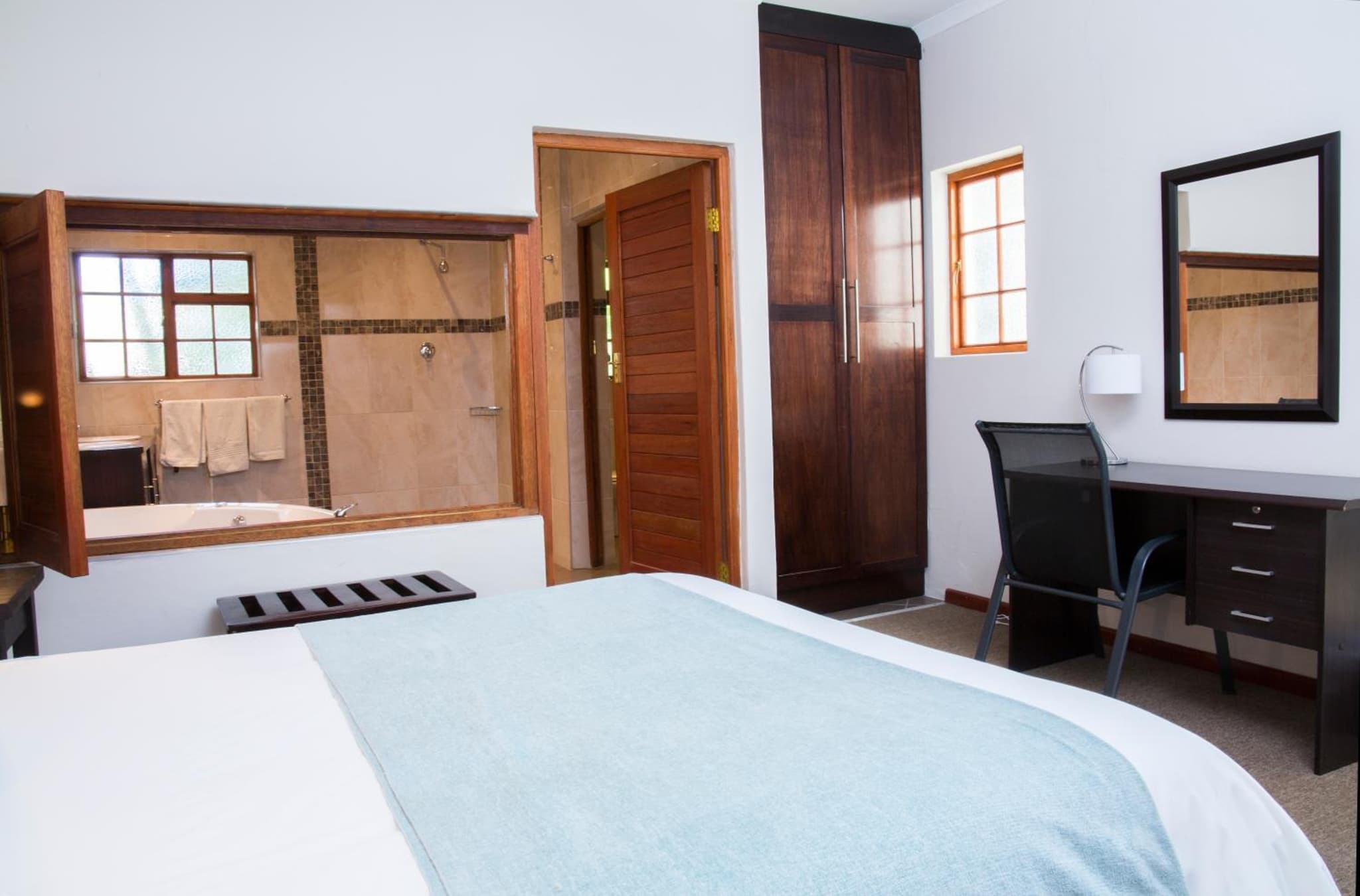 Queen Manor Boutique Guest House photo 2