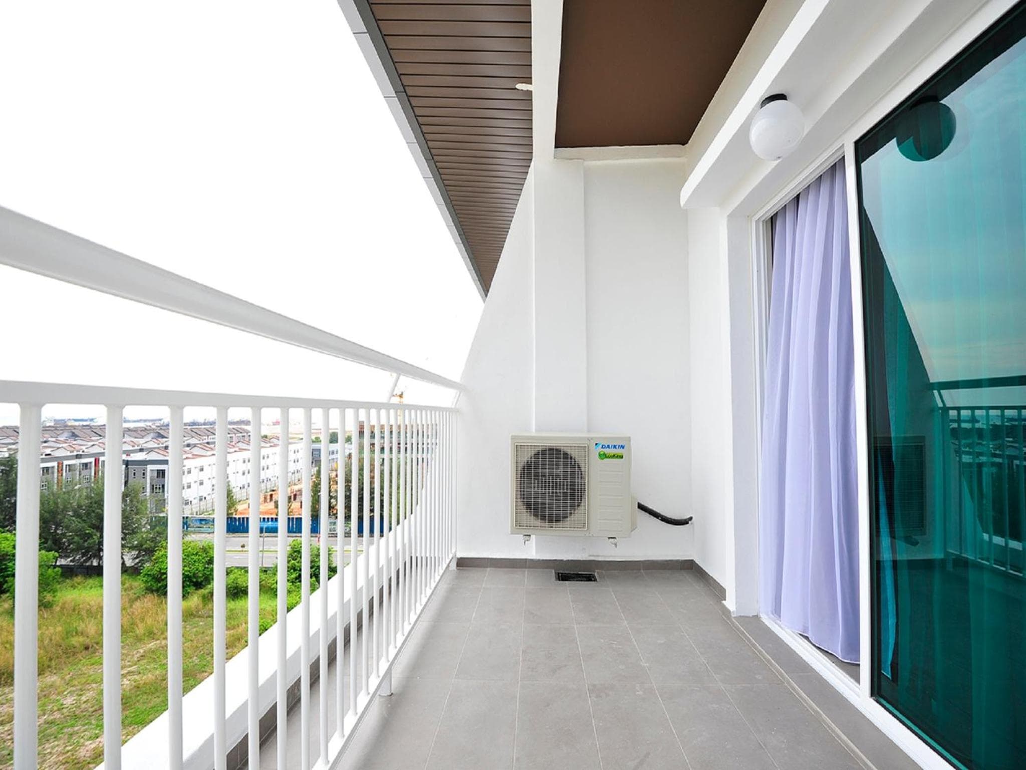 Marvelux Hotel photo 8