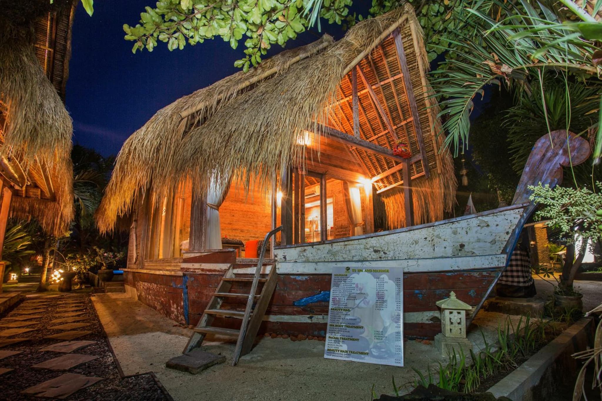 TS Hut Lembongan photo 2