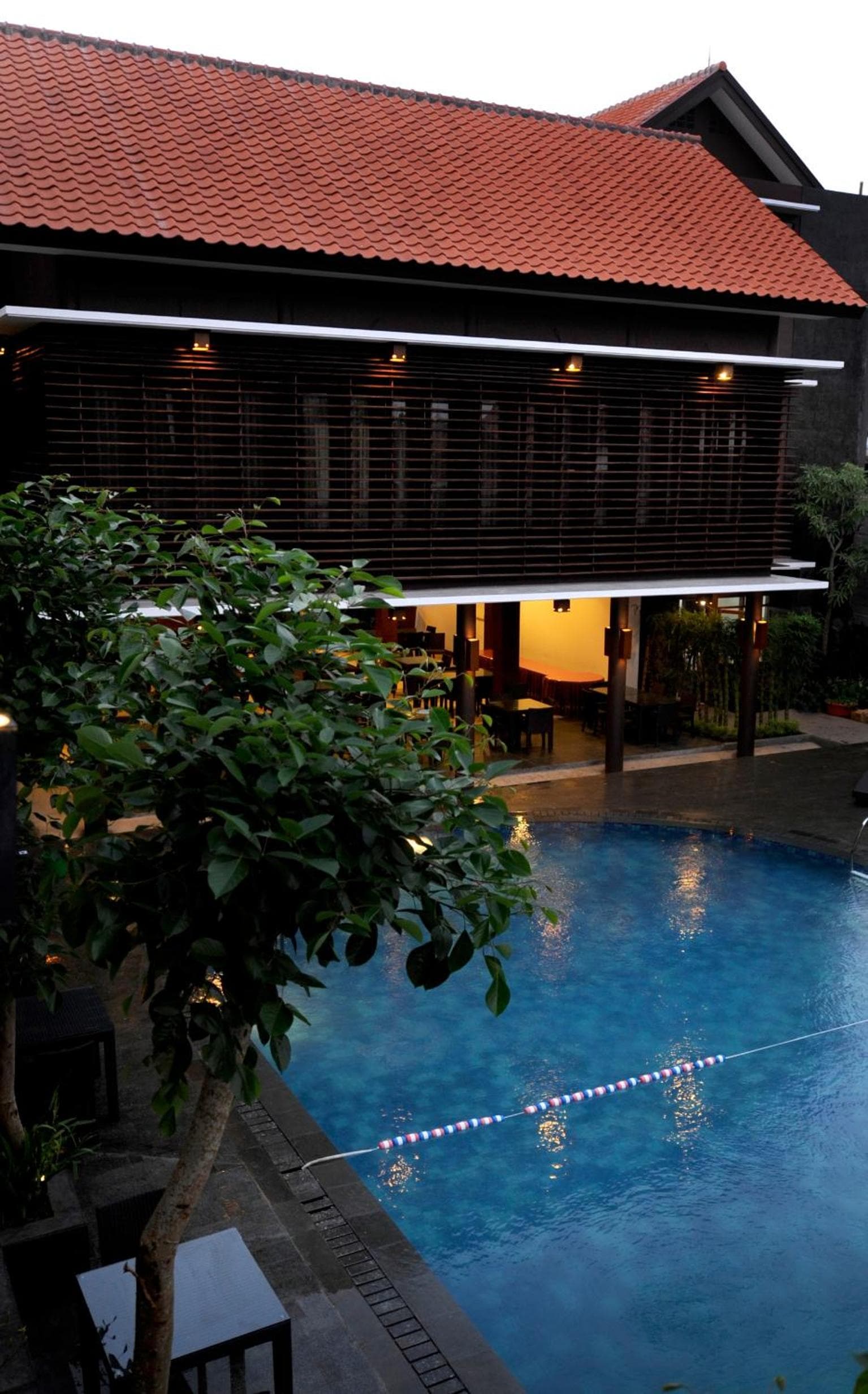 Surya Kencana Seaside Hotel photo 4