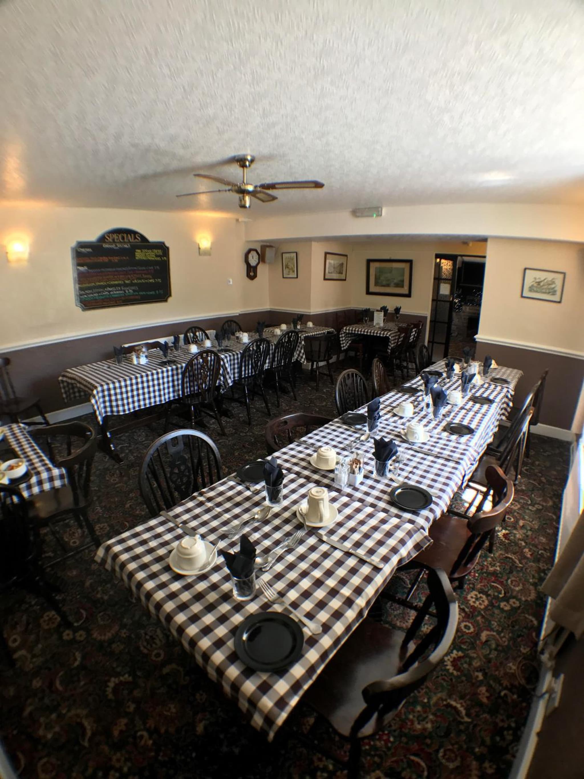 The Fox & Hounds Inn photo 5