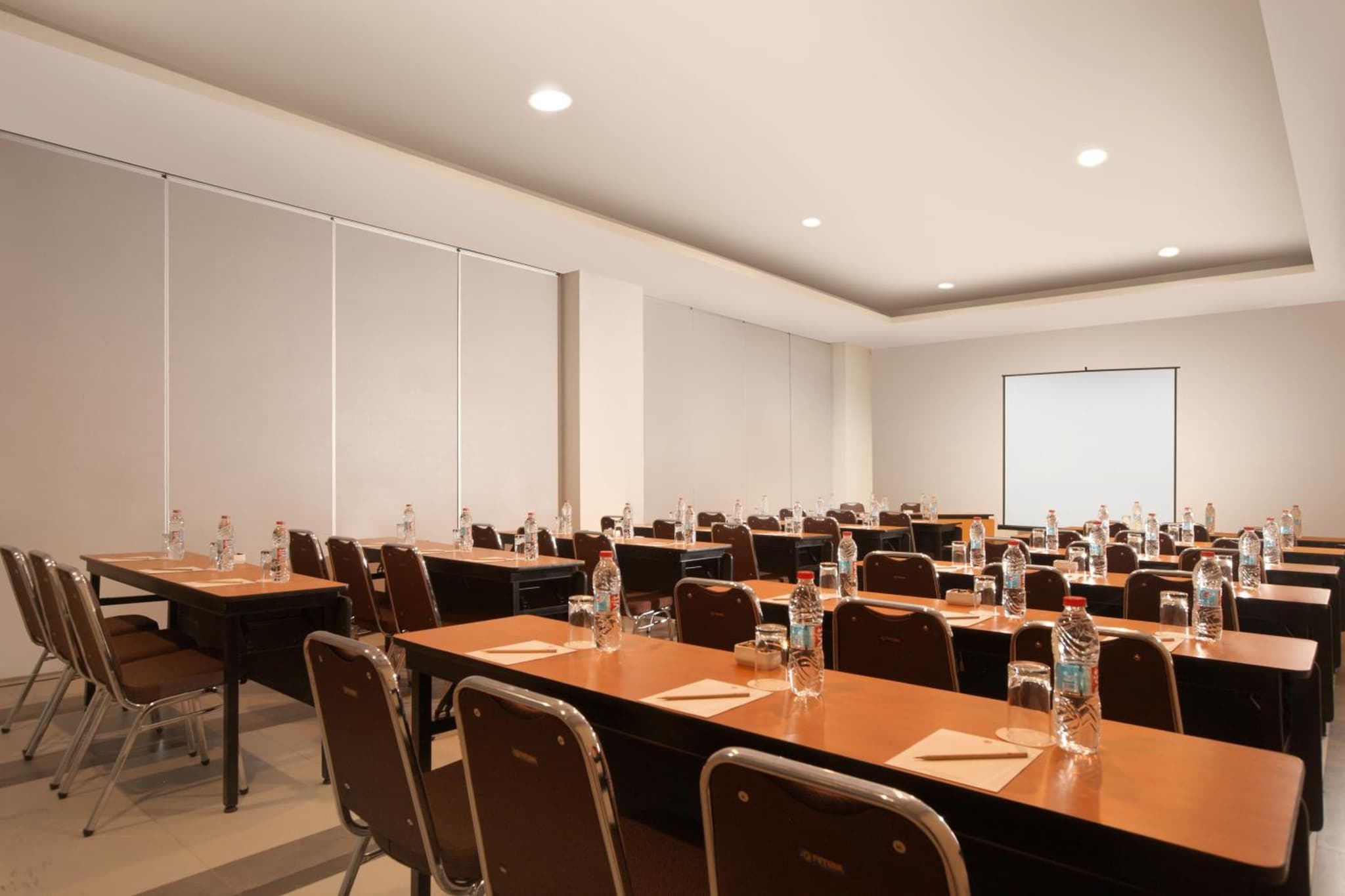 Amaris Hotel Margorejo Surabaya photo 5