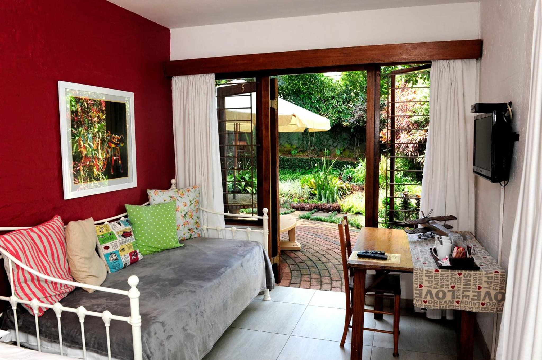 Oliveroom Self Catering and B&B photo 8