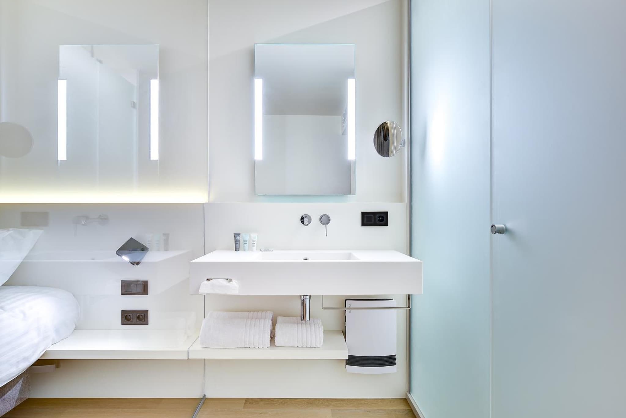 R hotel experiences photo 7