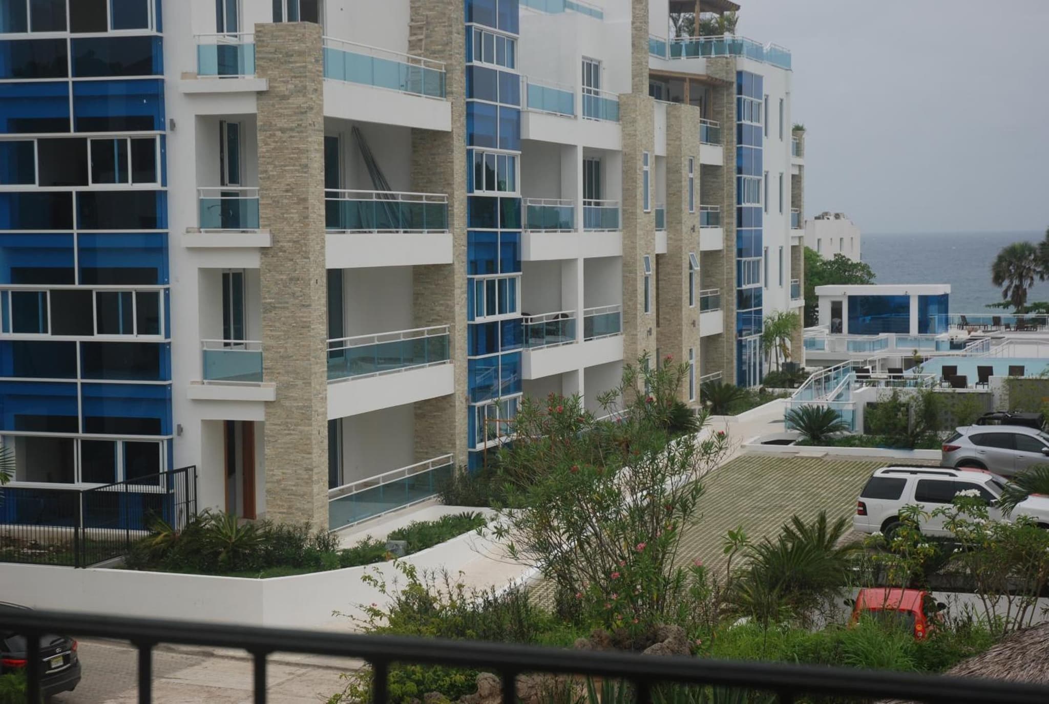 E&J Beach Condo photo 3