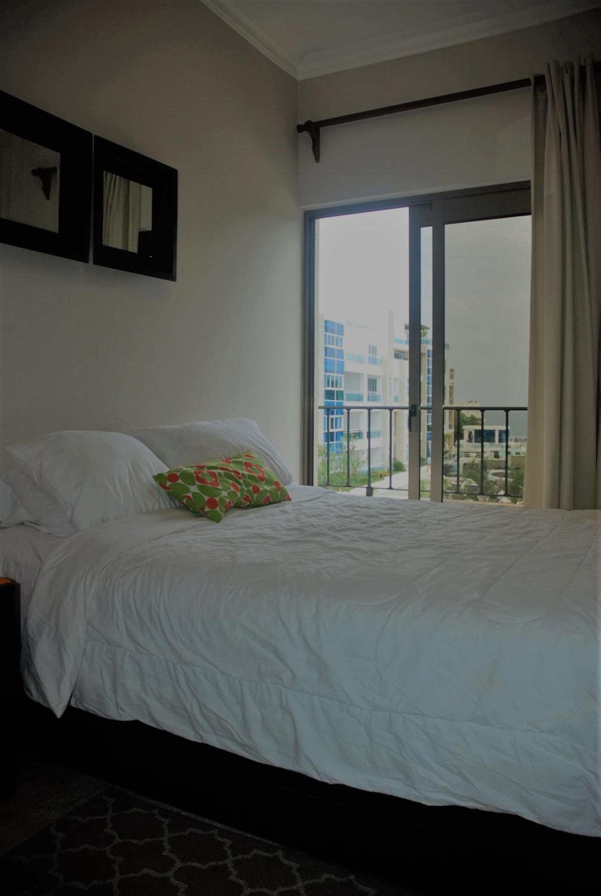 E&J Beach Condo photo 5