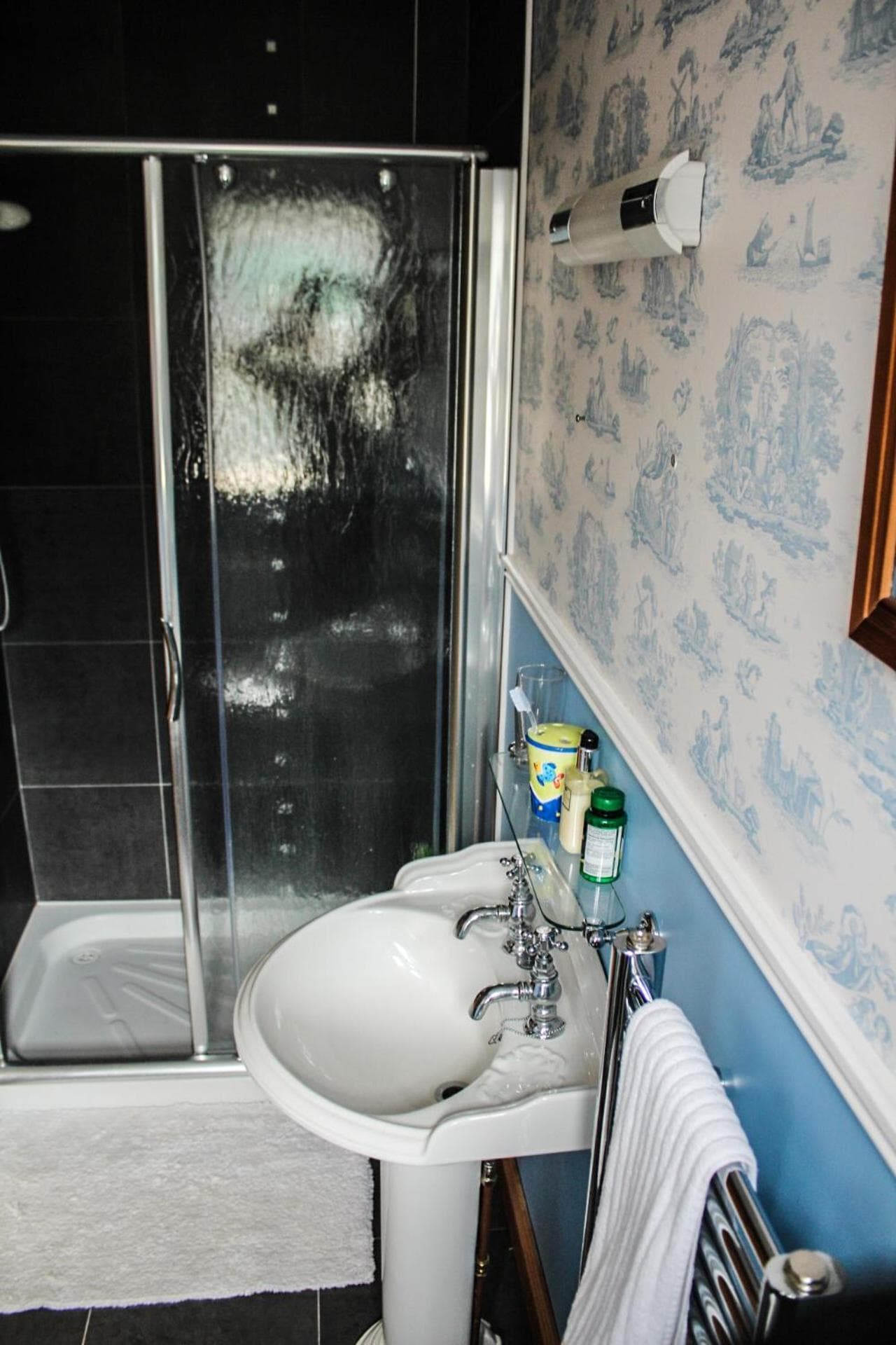 Lynster House photo 8
