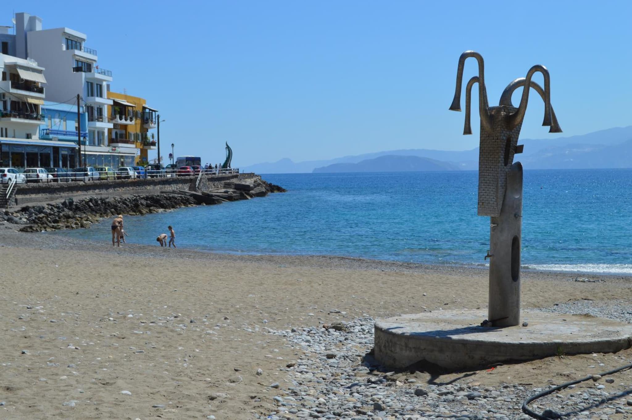 So Close to the Beach photo 3