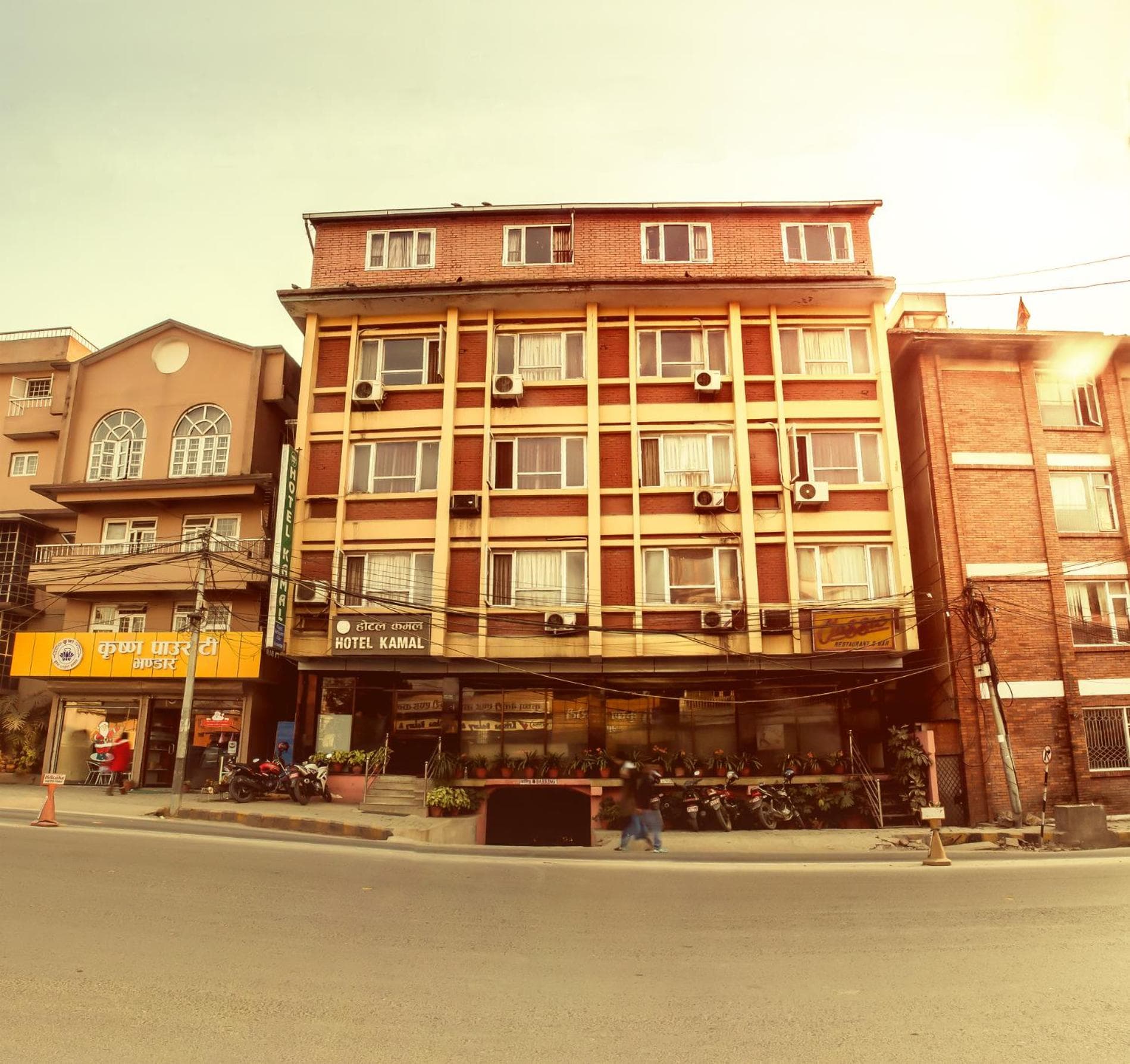 Hotel Kamal photo 2