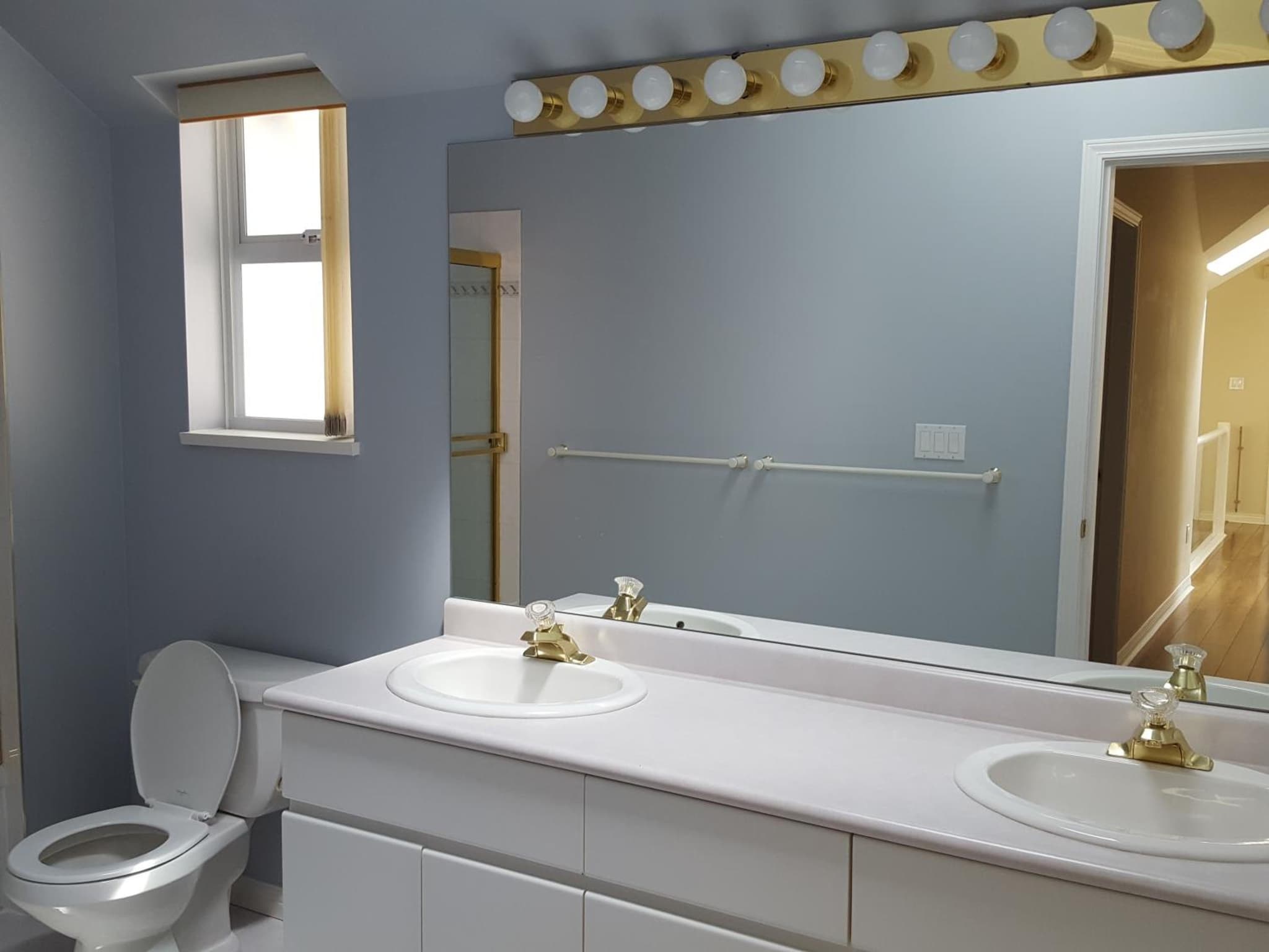 Emperial Suites photo 2
