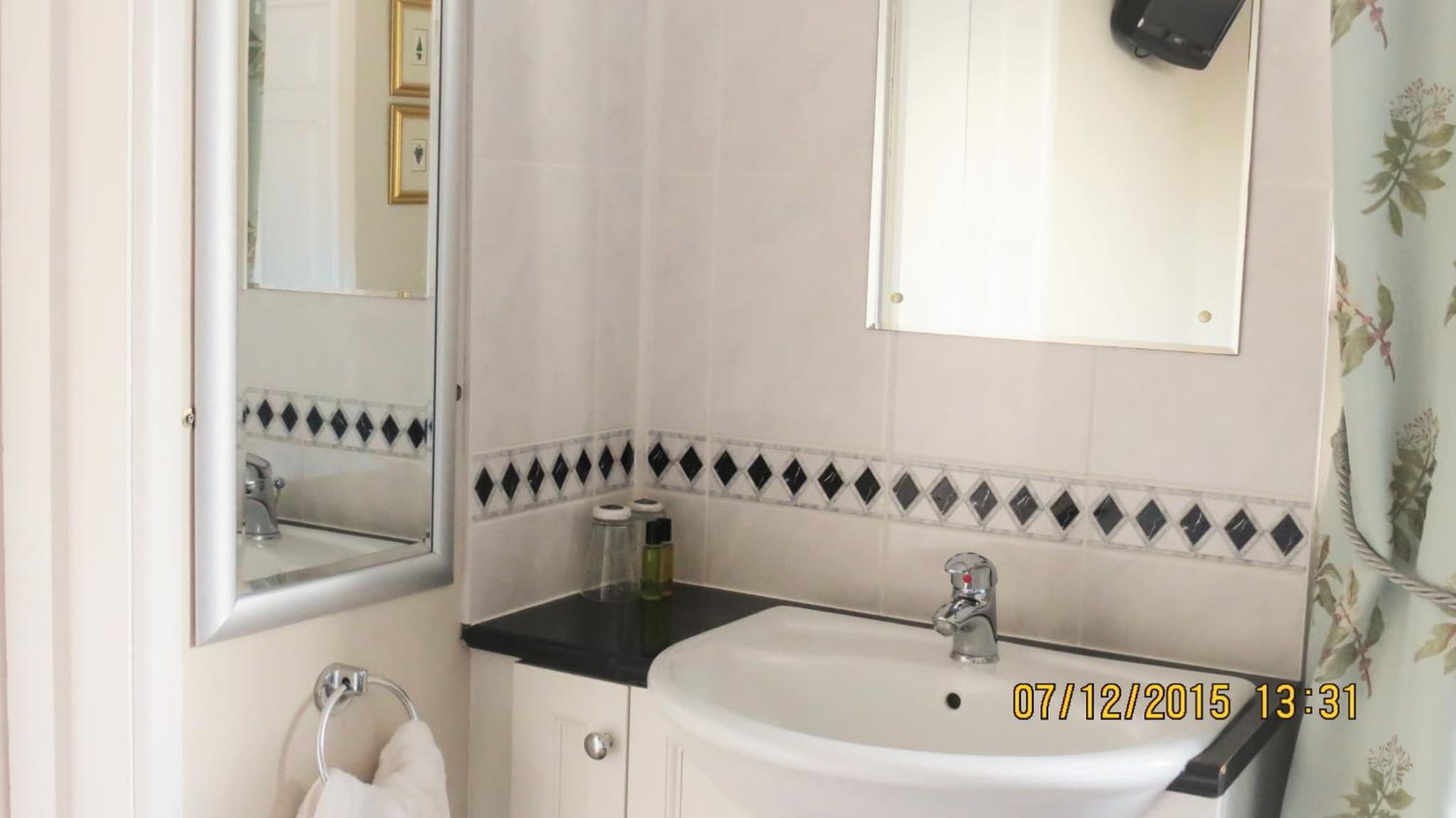 Hunters Lodge Guest House photo 9