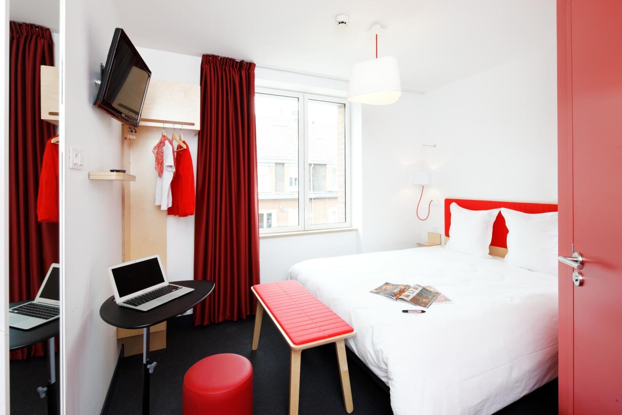ibis Styles Calais Centre photo 3