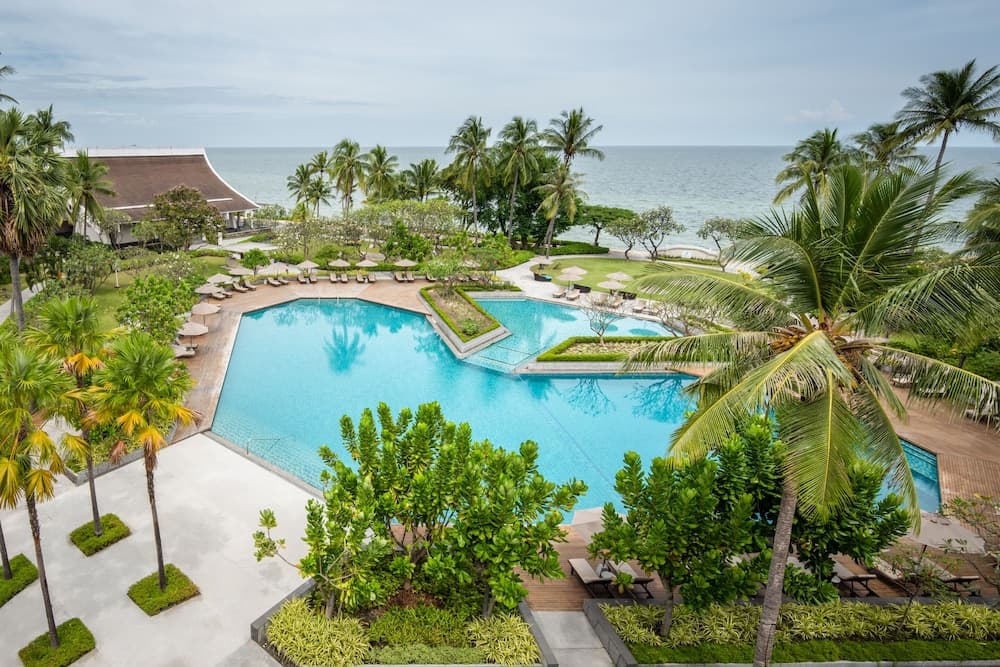 The Regent Cha-Am Beach Resort photo 8