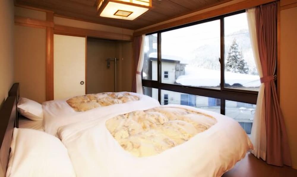 Asahiya Ryokan photo 2