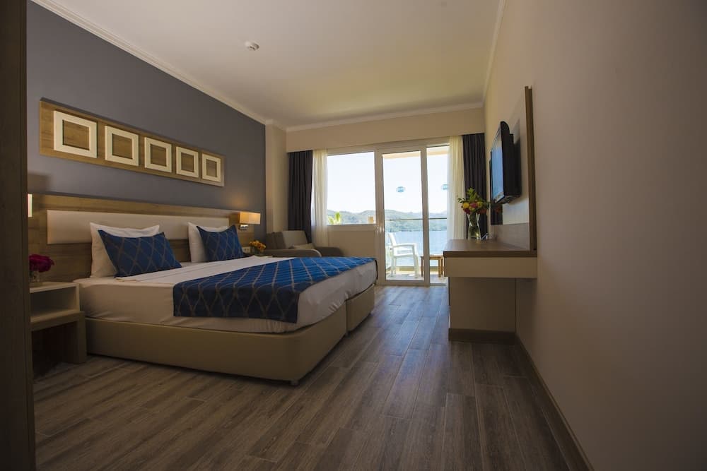Fortezza Beach Resort photo 9