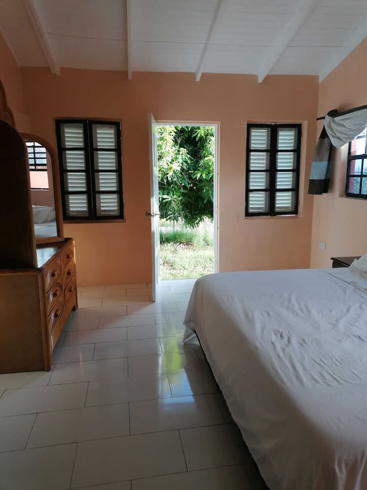 Belle Breeze Cottage photo 4