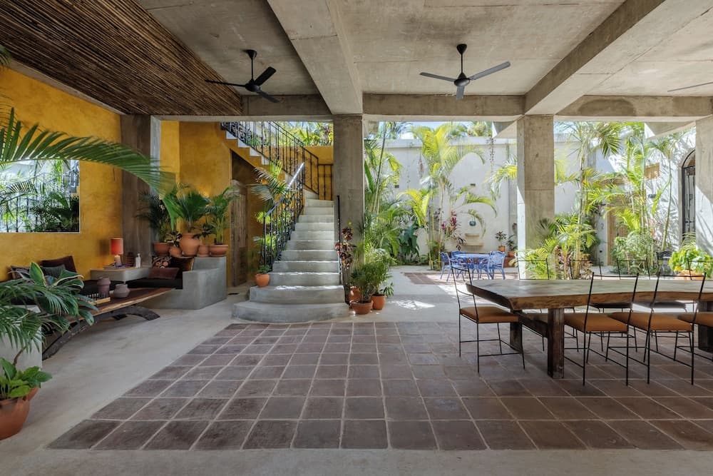 El Mambo Boutique Hotel