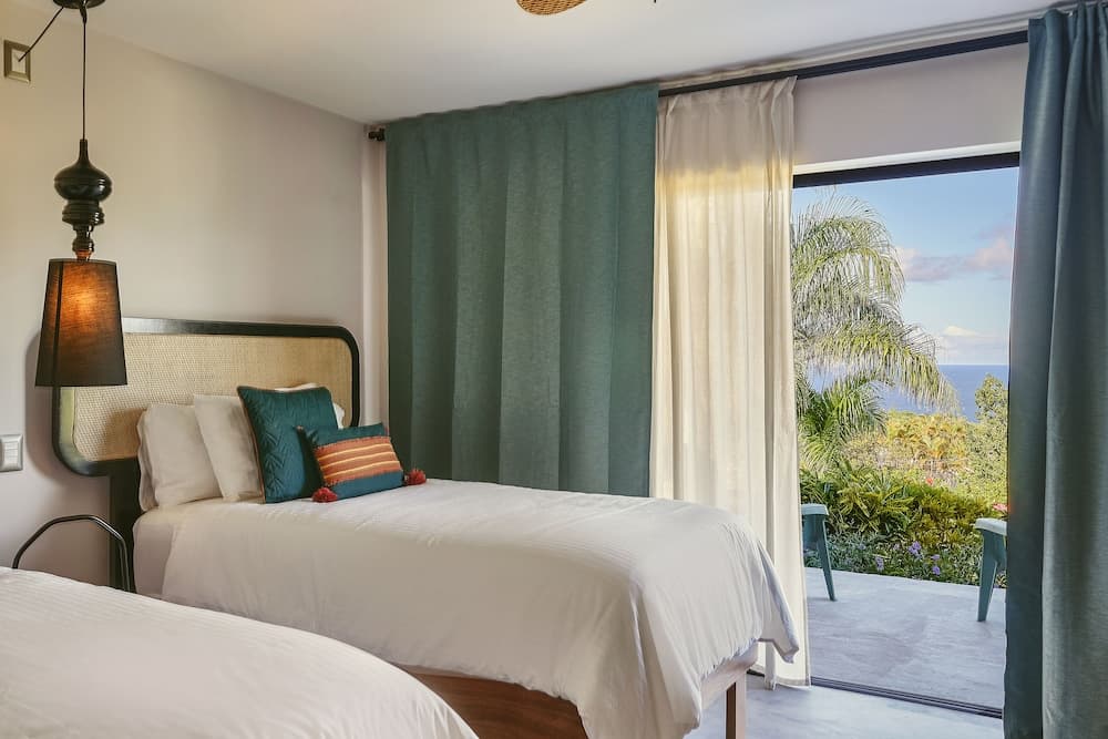 Catalina Tropical Lodge photo 2