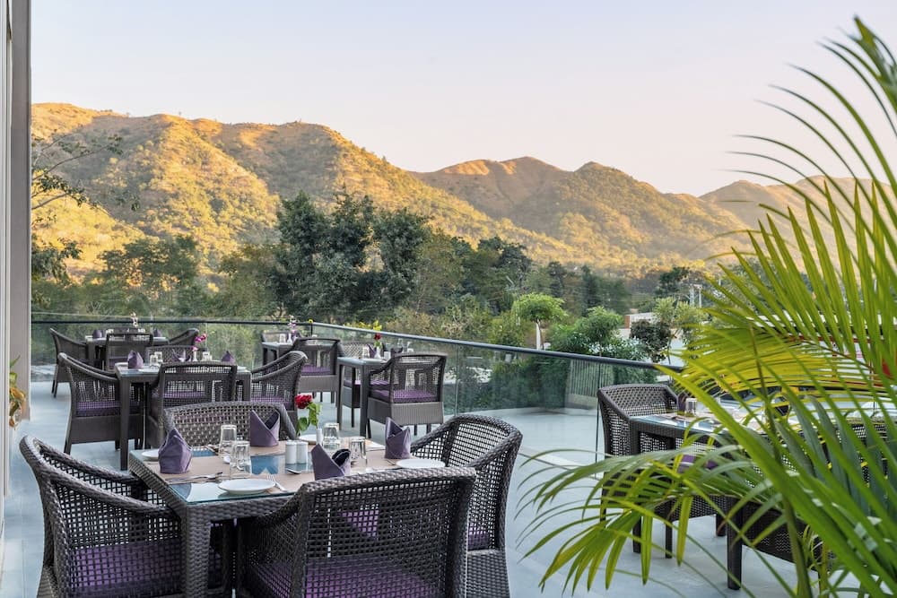 Stone Wood Hotel Kumbhalgarh photo 4
