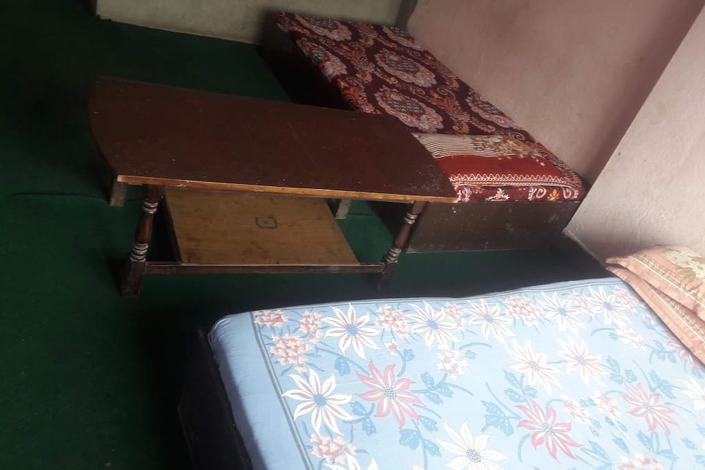 Chhahari Guest House photo 6