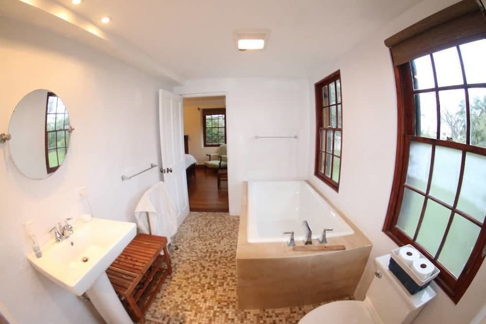 Belfield Beach Estate photo 3