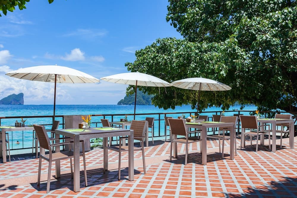 Phi Phi Long Beach Resort & Villa photo 5