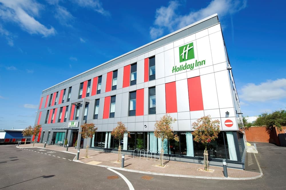 Holiday Inn London - Luton Airport by IHG
