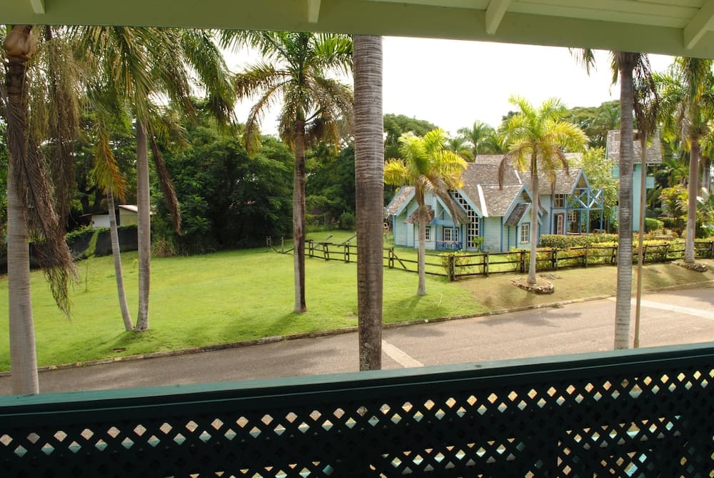 Mango Beach Studio photo 2