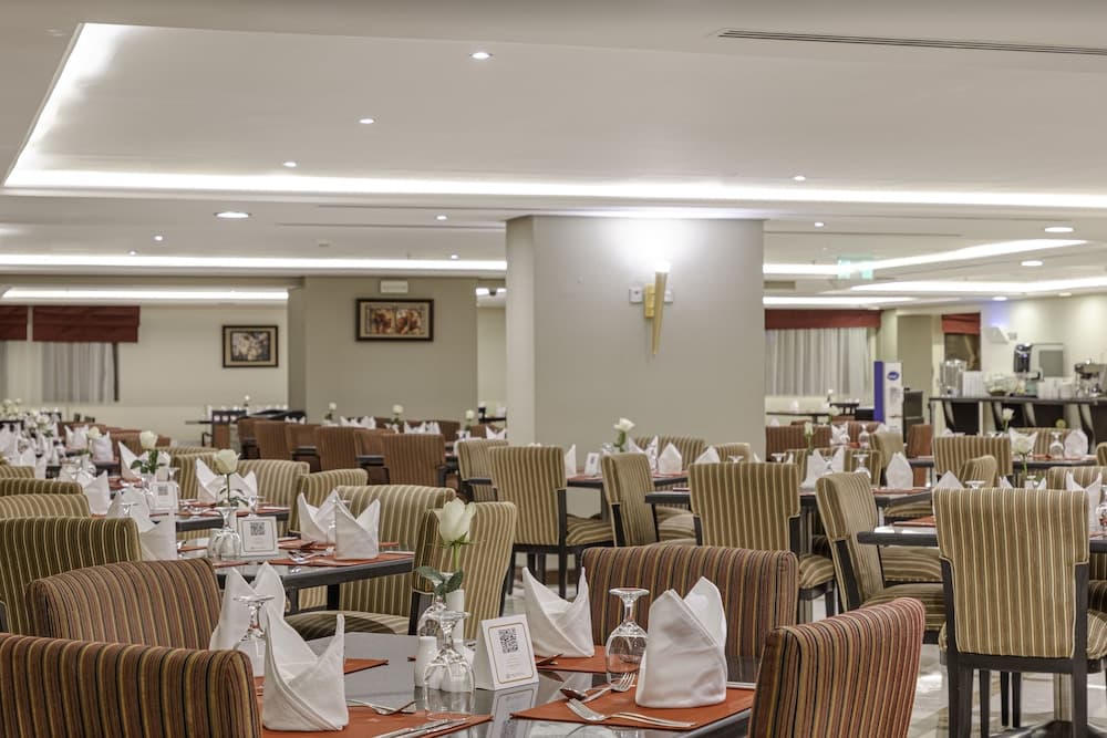 Millennium Al Aqeeq Hotel photo 9