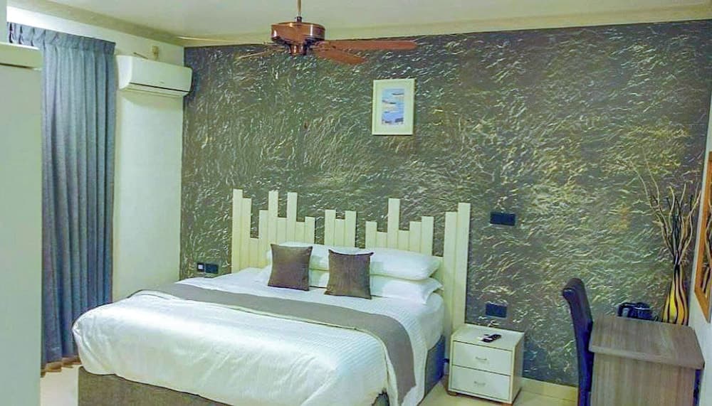 Turtle Inn Dharavandhoo photo 9