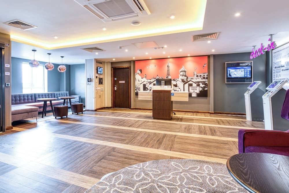 Premier Inn Newquay - Seafront photo 4