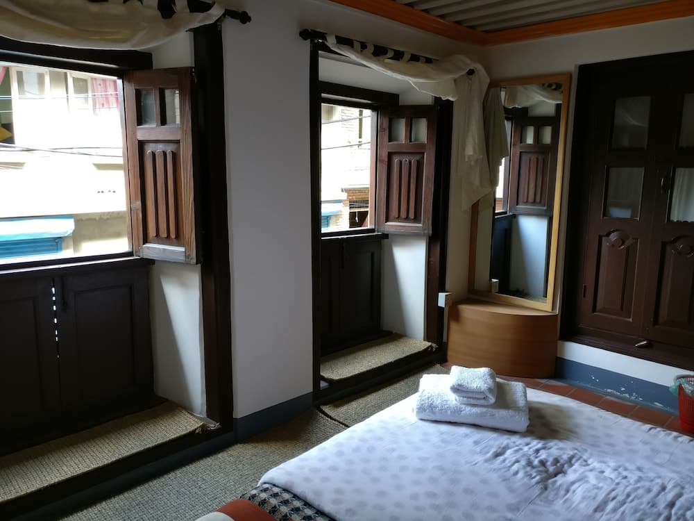 Hiranya Guest House photo 9