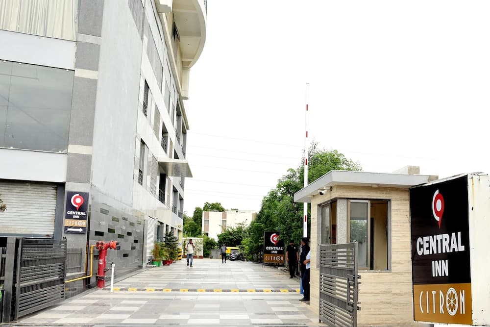 Ginger Ahmedabad RTO Circle