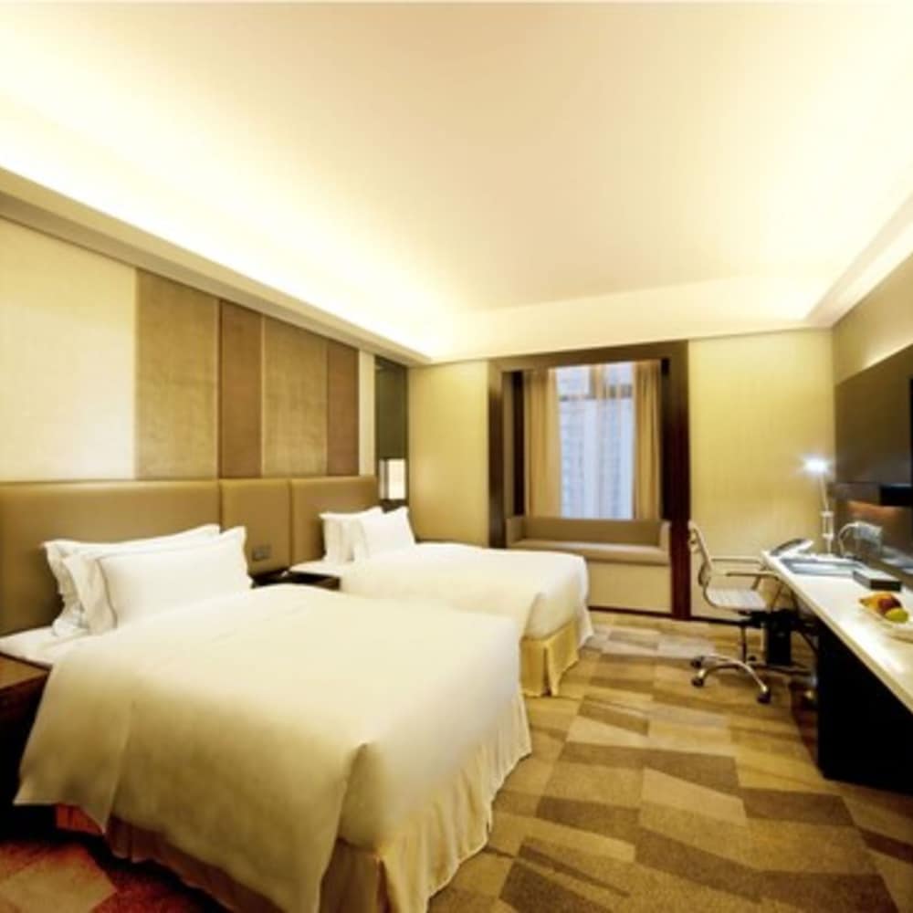 Royal Suites & Tower photo 2