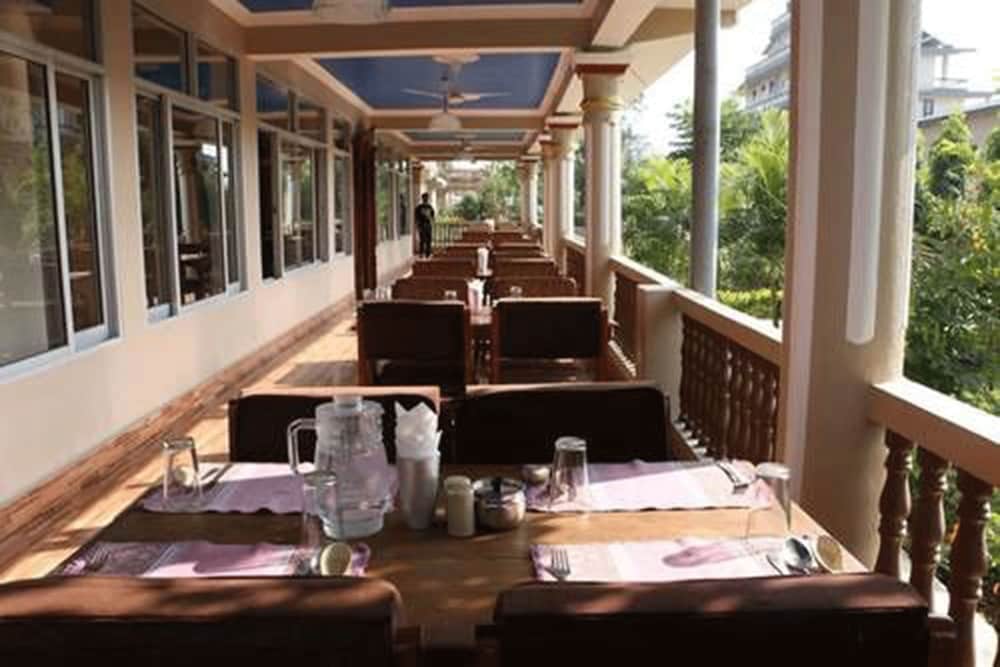 Hotel Royal Safari photo 2