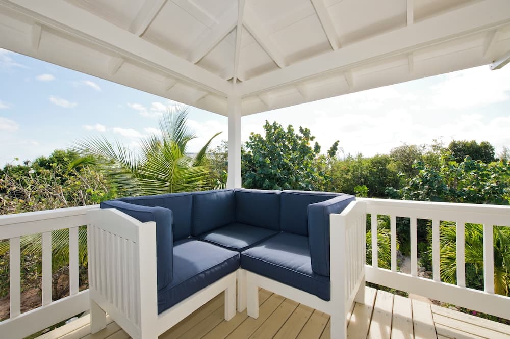 Spectacular Seaside: Boutique Resort On Beach photo 5