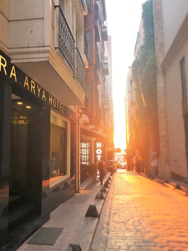 Pera Arya Hotel photo 8