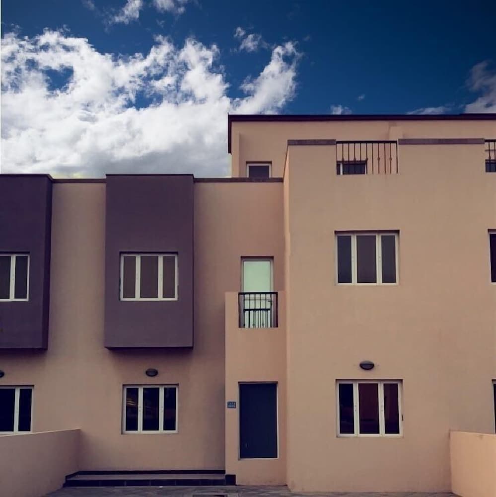 City Villa photo 2
